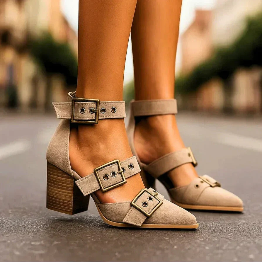 RAVYN RAE SUEDE HEELS - Image 3