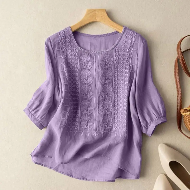 Aurora – Embroidered Relaxed Blouse - Image 4