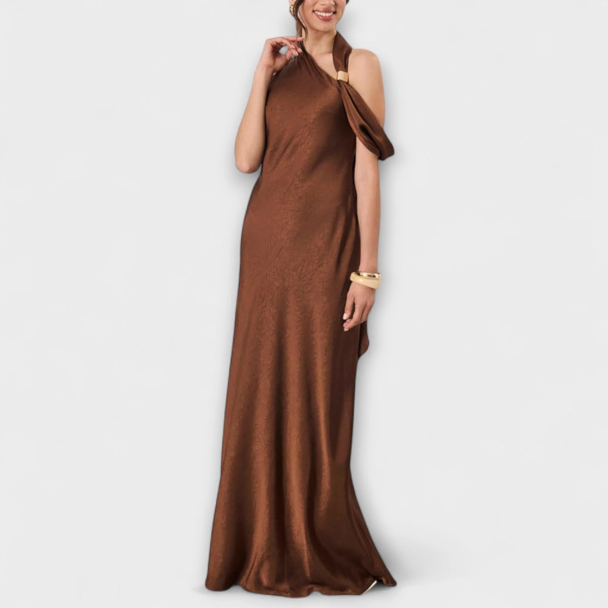 Azura - Chic Maxi Dress in Satin - Image 2