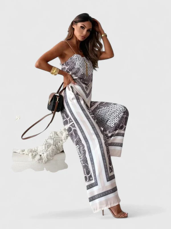 Carmen | Sophisticated Two-Piece Set - Image 3