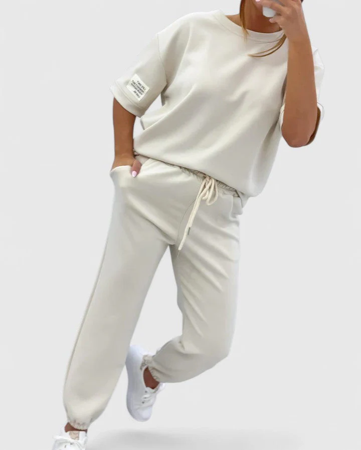 Gloria | Comfortable Set - Image 3