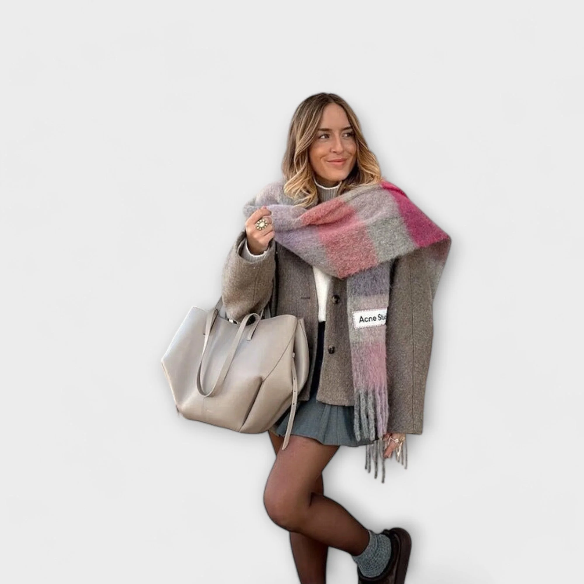 Olivia – Vintage Tote Bag - Image 10