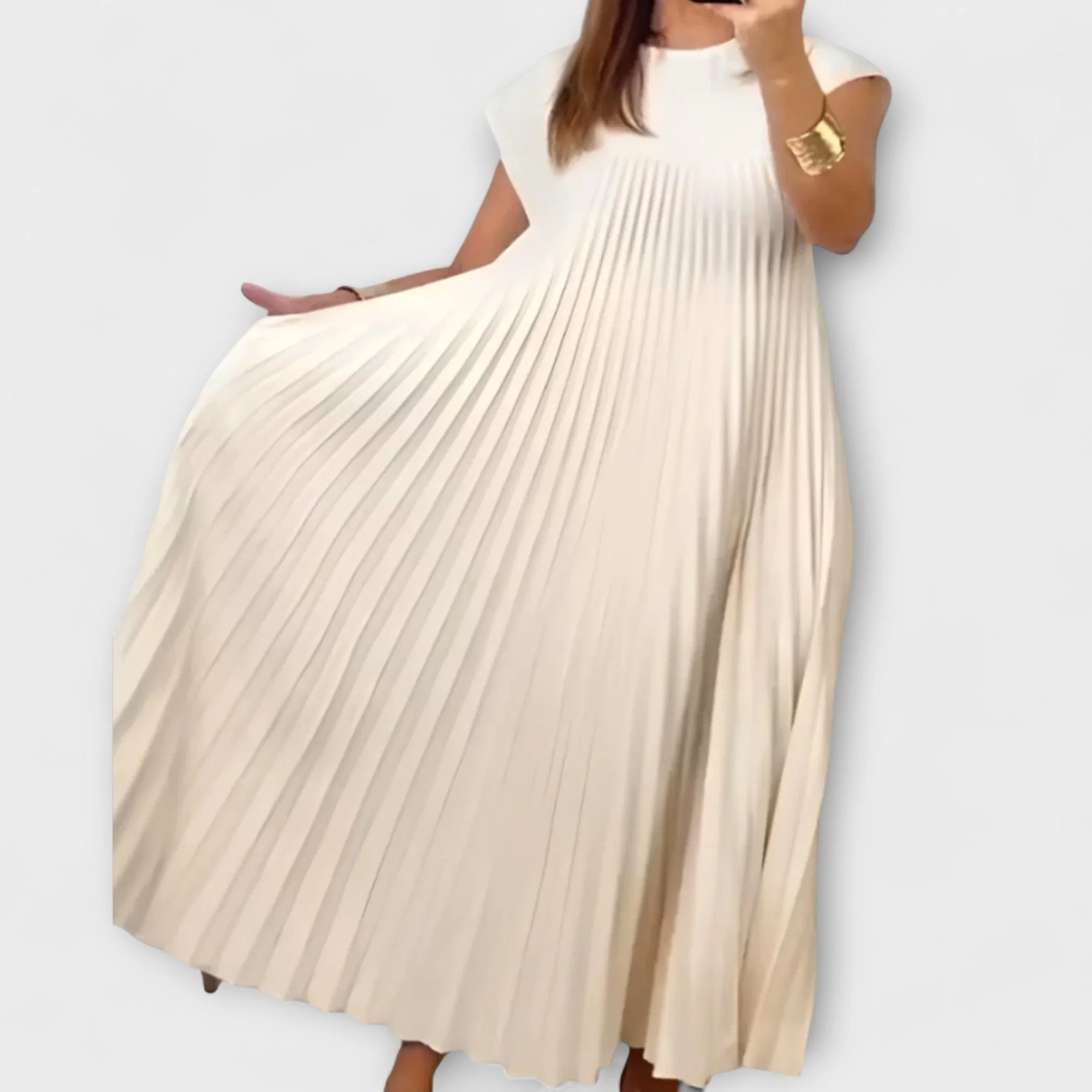Zairelle – Elegant Pleated Dress - Image 8